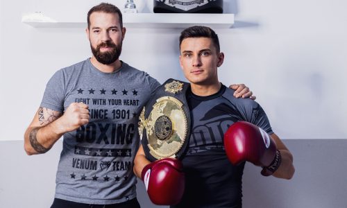 pokal gewinner win kickboxing